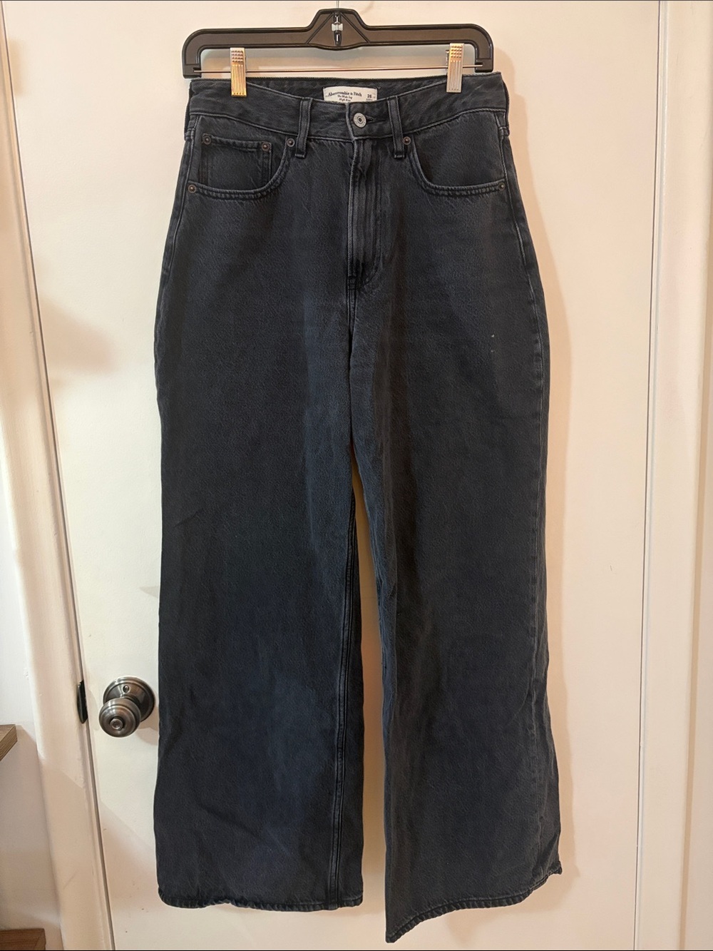 Abercrombie & Fitch Women’s Black Curve Love Wide Leg Jean